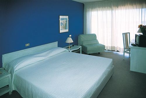 Marina Uno Hotel